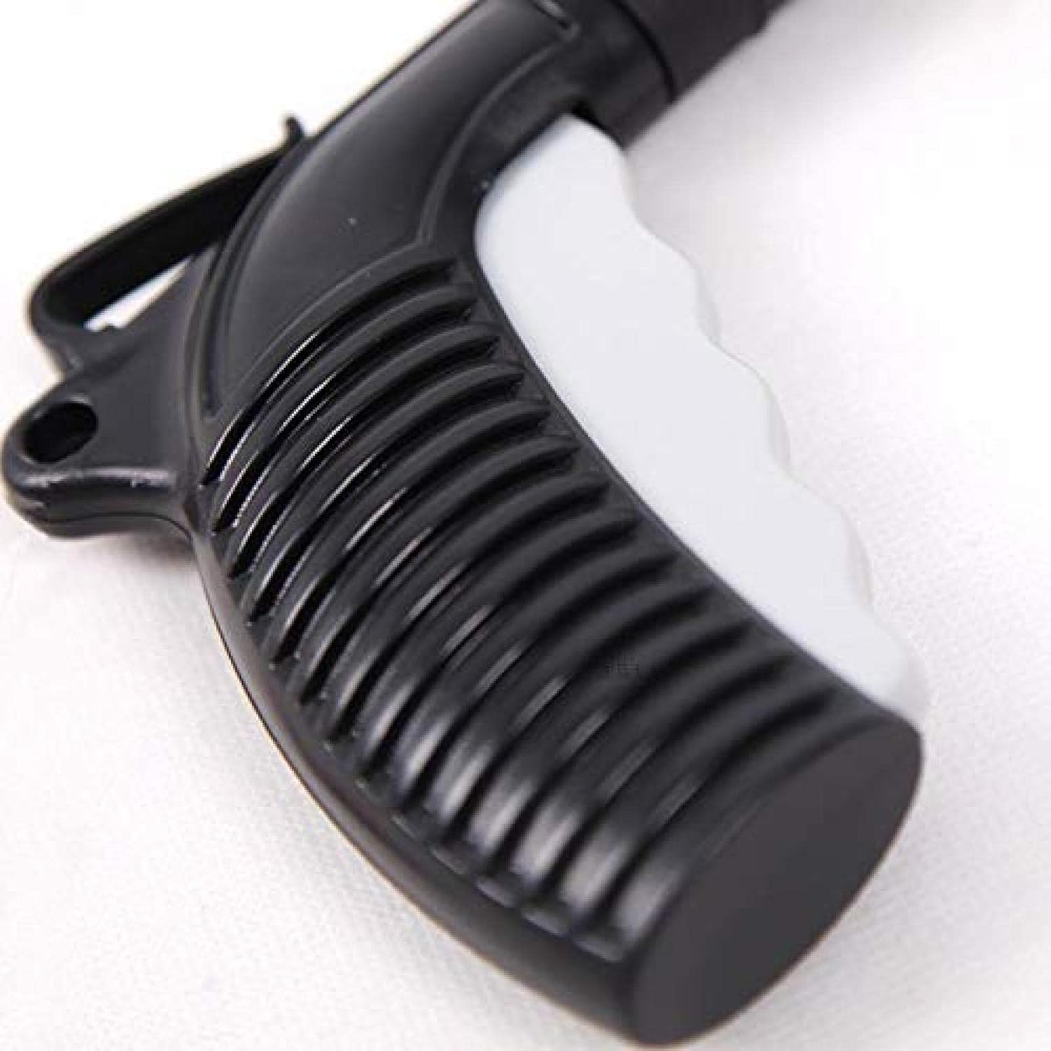 32" Long Handy Arm Assist Tool Claw Garden Trash Picker & Lightbulb Remover Tool for Elderly & Disabled,Luxurious