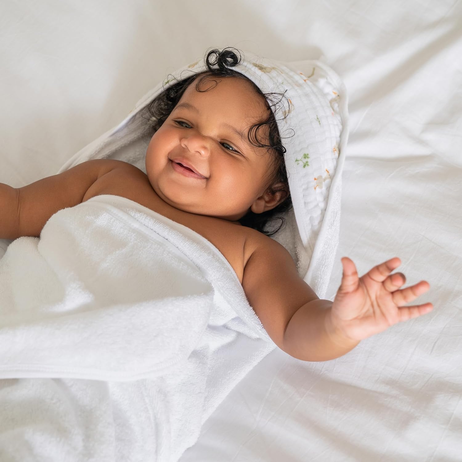 aden + anais Essentials Baby-Badetuch mit Kapuze, superweich, 100 % Baumwolle, 2 Stück, Landhaus-Blumenmuster