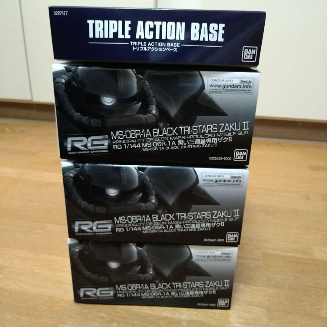 Amazon.co.jp: RG 1144 黒い三連星高機動型ザクⅡ×3機 トリプル