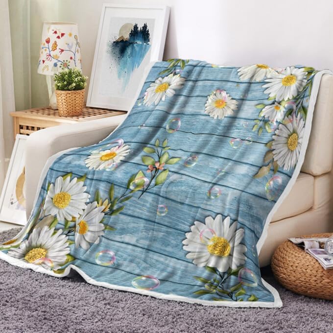 Daisy Throw Blankets, Spring Floral Blankets Botanical Floral Aesthetic Flannel Bed Blankets, Soft, Flannel, Warm, Rustic Floral Blankets for Couch Bed–All Seasons 50X60 Inch