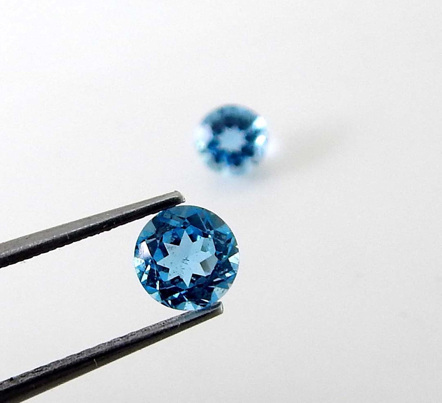 Natural Amethyst Blue Topaz Citrine Carnelian Garnet 6mm round faceted brilliant cut AAA quality loose calibrated gemstones for jewelry making (Round 6MM = 2 Stone)