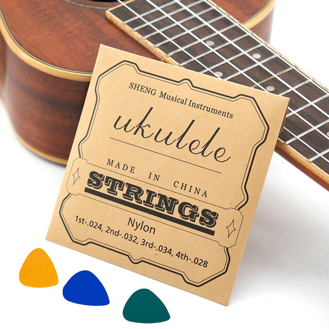 WeddHuis Corde per Ukulele in Nylon 4 Plettri Ukulele, Set di Corde per Ukulele Corde acustiche Accessori per Ukulele Corde in Nylon per Ukulele con Plettri