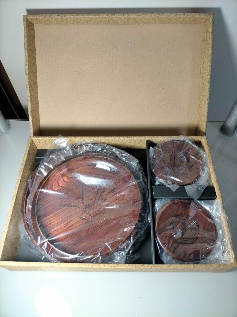 Amazon.co.jp: 木製漆器 うるし塗 蘭刻 丸盆 菓子鉢 茶托揃 箱付 漆器