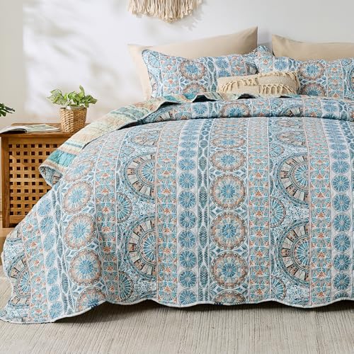 Qucover Tagesdecke Bettüberwurf, Doppelseitig Boho Tagesdecke mit Ethnischen Mustern 230x250cm, Wohndecke Weiche Sofaüberwurf, Steppdecke mit 2 Kissenbezug 50x75cm für Landhausstil & Moderner Wohnstil Qucover Tagesdecke Bettüberwurf, Doppelseitig Boho Tagesdecke mit Ethnischen Mustern 230x250cm, Wohndecke Weiche Sofaüberwurf, Steppdecke mit 2 Kissenbezug 50x75cm für Landhausstil & Moderner Wohnstil