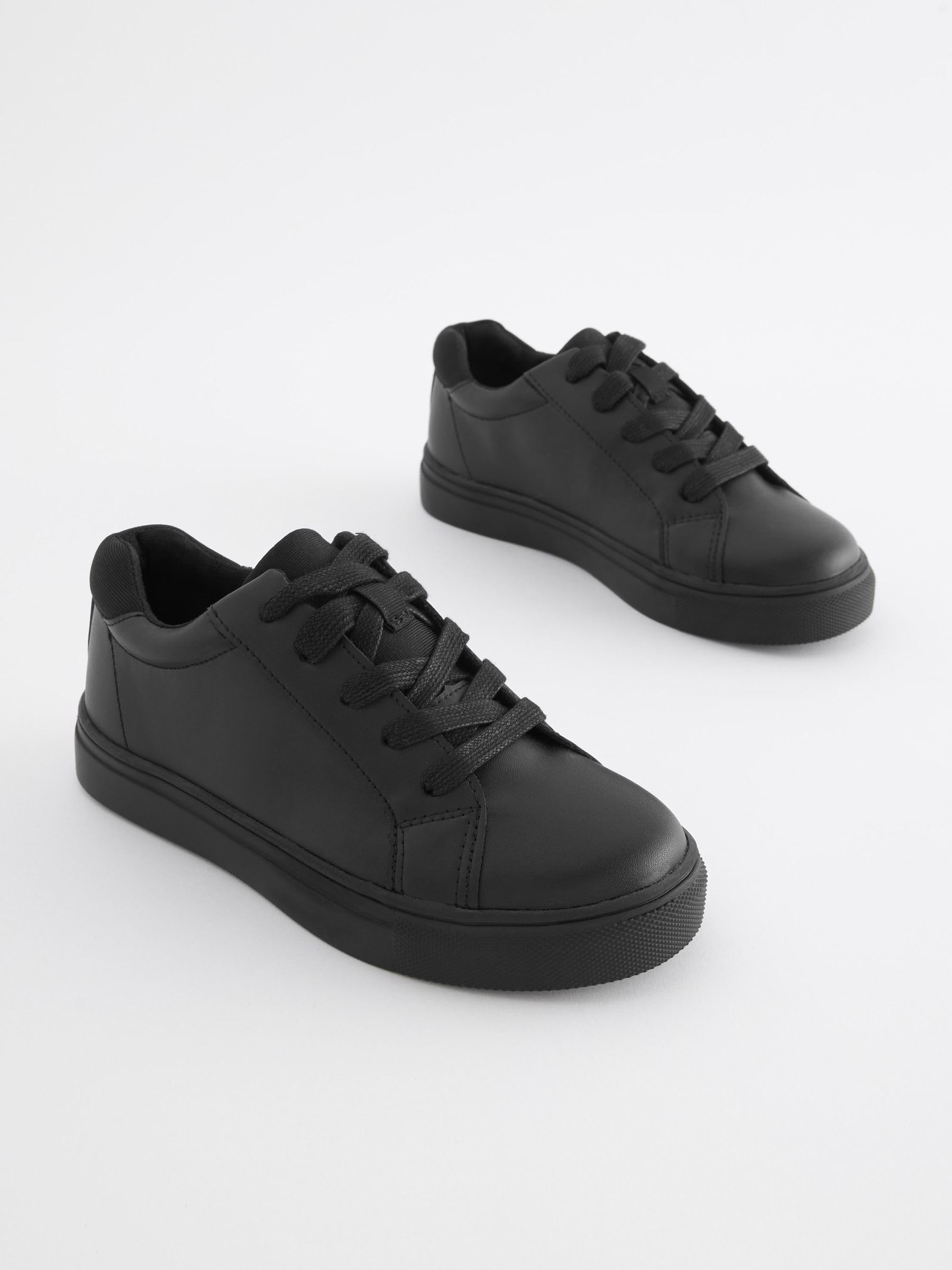 NEXT Niños Zapatos Escolares con Cordones