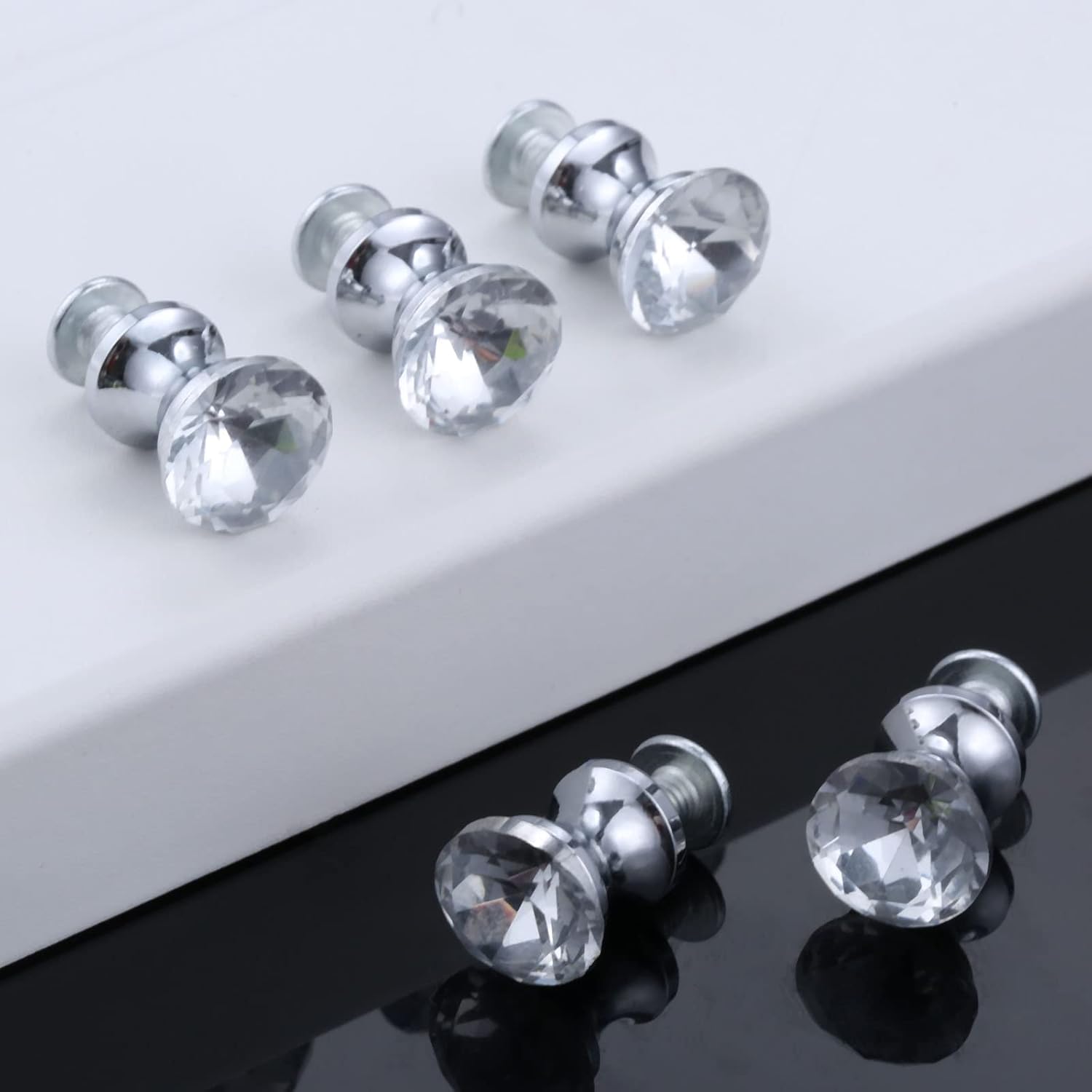 Mgoodoo 5Pcs Mini Crystal Single Hole Knobs, 12x15mm Small Glass Knobs for Jewelry Box Diamond Drawer Cabinet Handle Pulls for Decorative Jewelry Storage Box Gift Case Chest