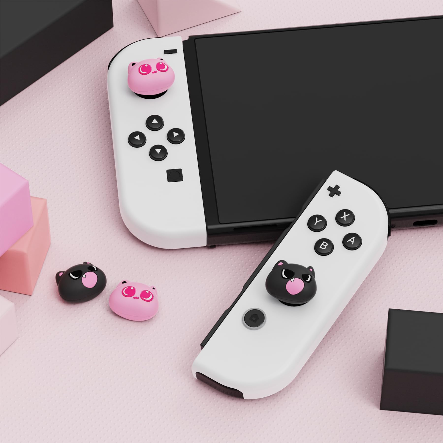 PlayVital Tapas de Joystick para Nintendo Switch - Tapones para Pulgares, Cubiertas de Thumbstick Compatibles con Switch Lite y OLED, Comodidad Mejorada, Protección Total (Gatito PP & VV)