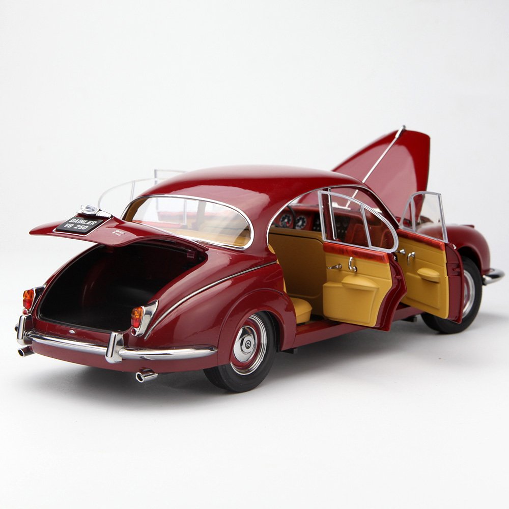 1⁄18 Paragon 1967 Daimler V8-250 ◎【パラゴン】 1/18 ダイムラー