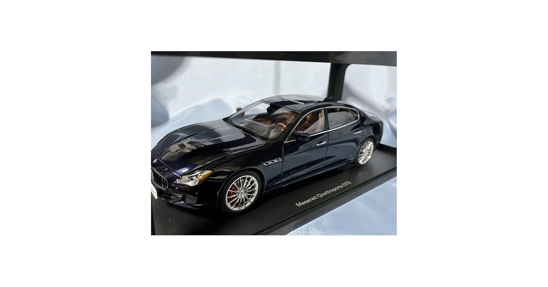Maserati Quattroporte 1/18 ブラック 1/18 BBR Maserati Quattroporte (Black) Resin Car Model