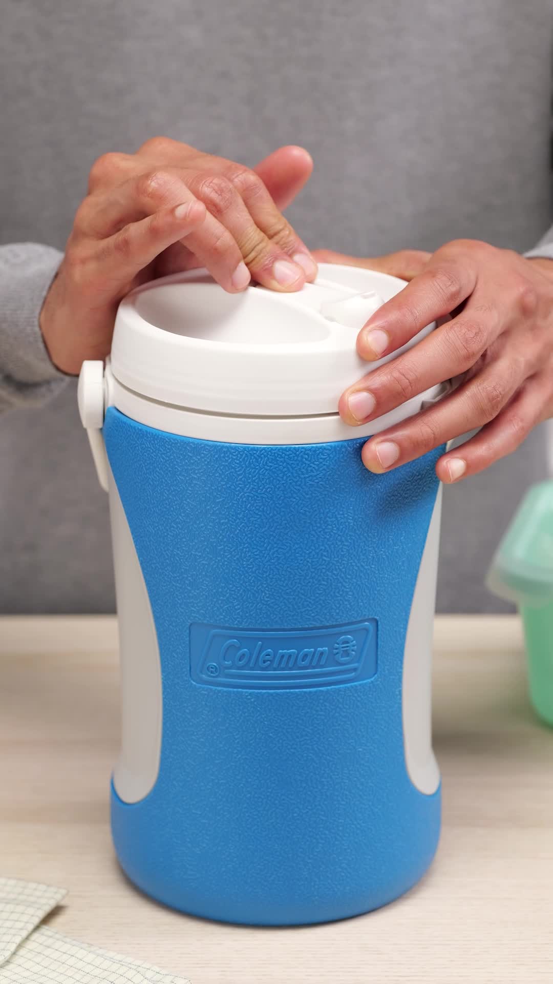レア！UKコールマン　水筒　美品　箱付き　coleman　UK Cool Box Ranges | Coleman UK