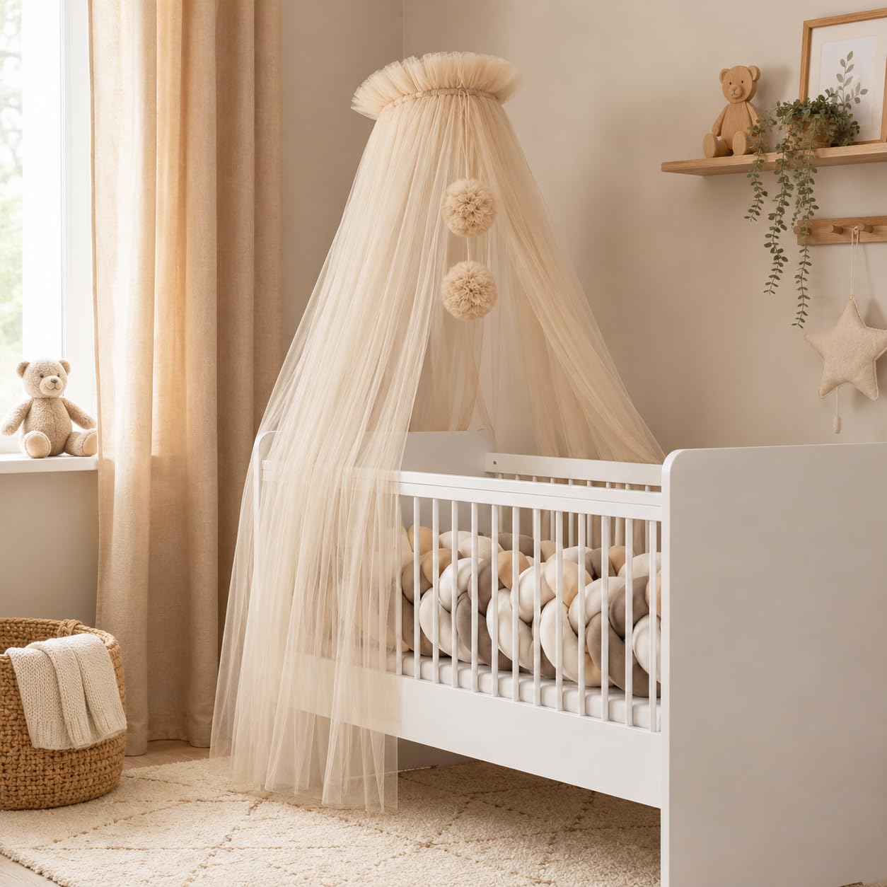 Babybetthimmel aus Tüll, Betthimmel für Babybett, Prinzessin Babywiege, Beistellbett Baby, Moskitonetz, Babyzimmer Deko, Baldachin Kinderzimmer 165cm lang, mit Pompons, Taupe (Nude)