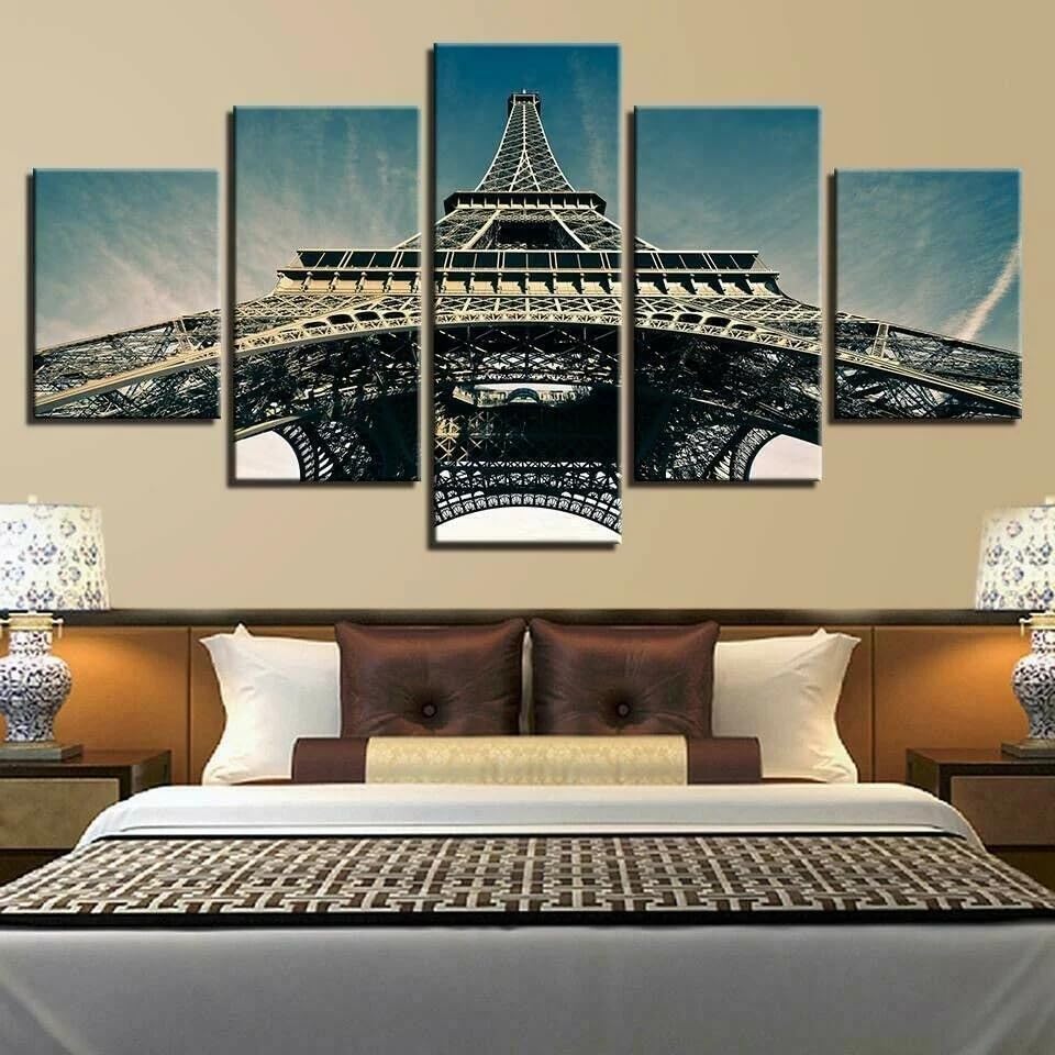 Poster mural grand format pour habiller un mur vide avec la Tour Eiffel