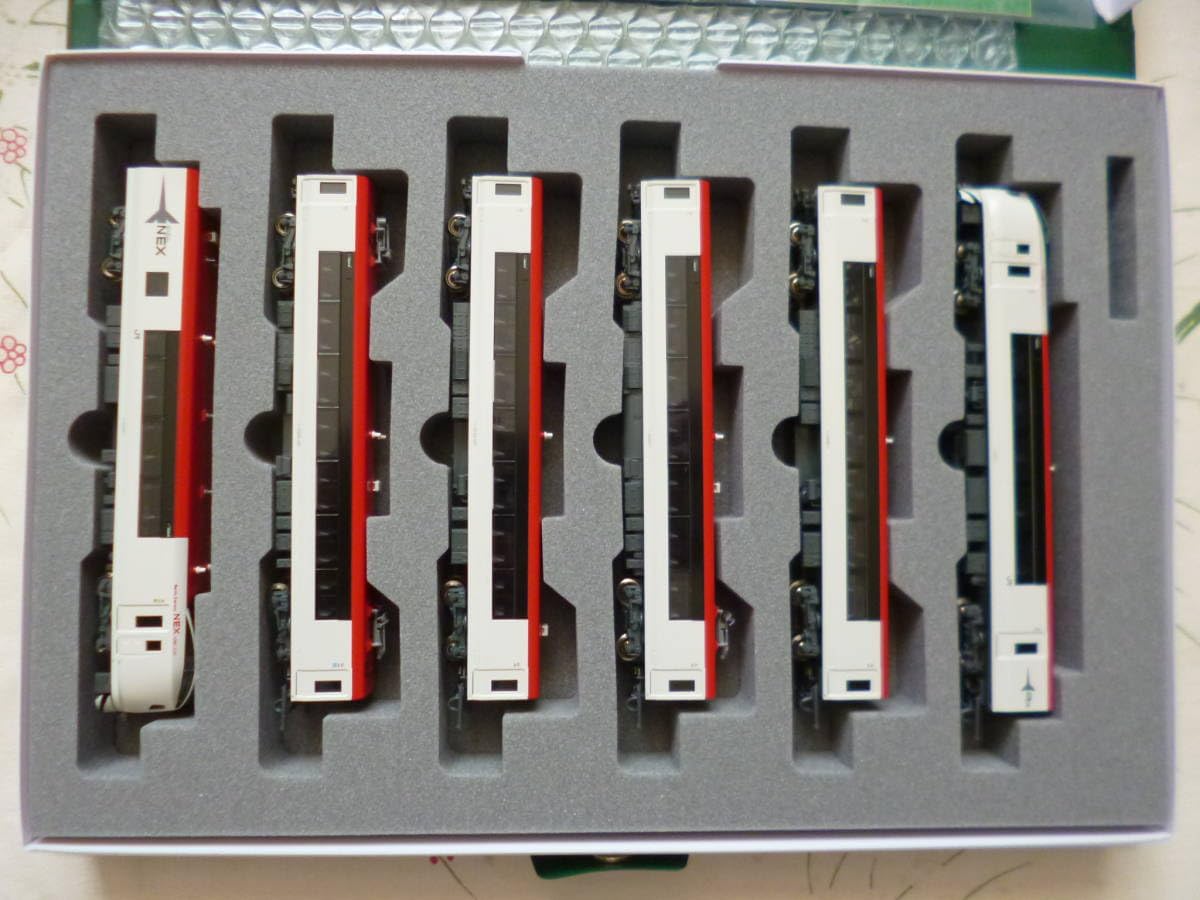Amazon | KATO10-821LED室内灯付E259系成田エクスプレス6両
