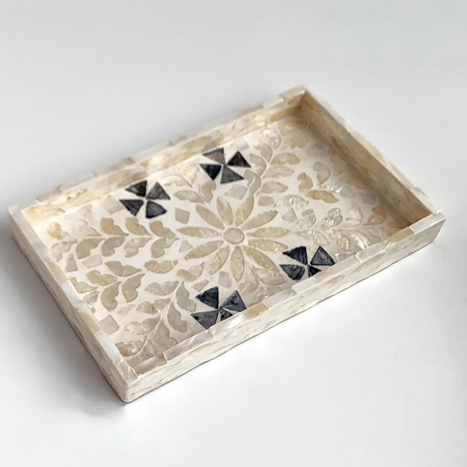 Bandeja de servir con incrustaciones de nácar, bandeja decorativa de madera con asas para té, desayuno, isla de cocina y decoración de mesa, elegante acabado lacado (Den Wicker 2)