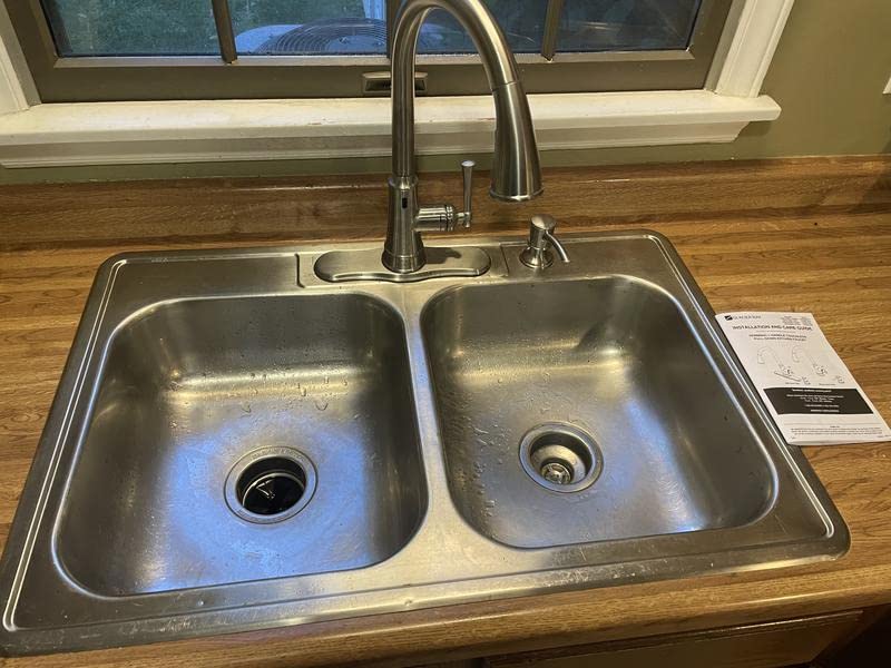 Glacier Bay Hemming Single Handle Touchless Pull Down Sprayer Kitchen