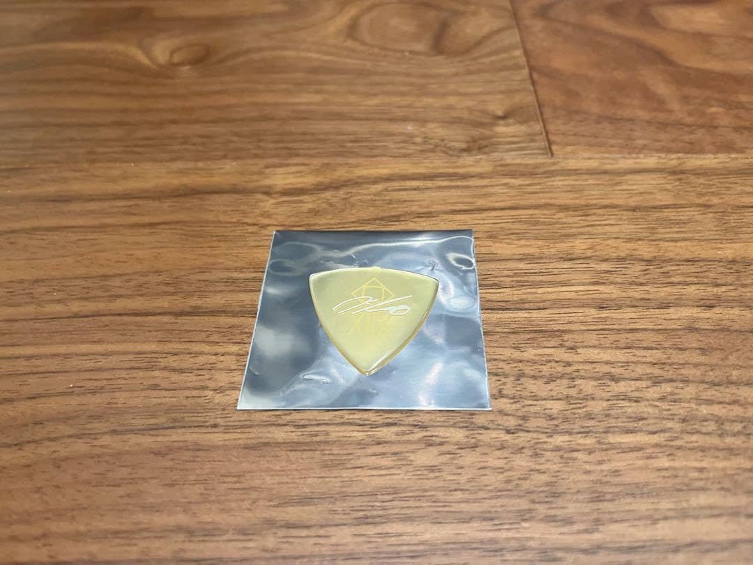 Amazon.co.jp: XIIX XIIX タワレコ特典 ピック 斎藤宏介デザインver