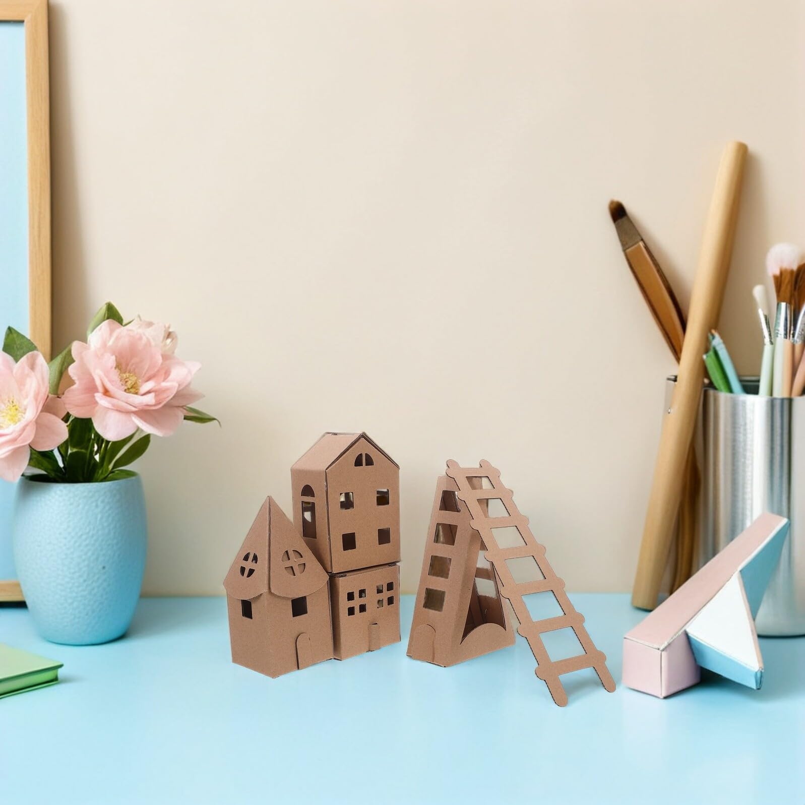 Casa de Cartón Infantil Miniatura, 1 Juego para Manualidades | Color Caqui, Papelboard, 23 Piezas, Formas Iglesia, Cuadrada y Rectangular, para Preescolar y Juego