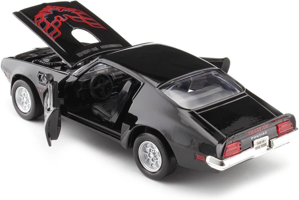 1973 Pontiac Firebird Trans AM 1:24 Diecast Model Motormax 73243