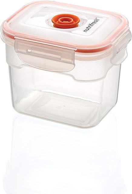 Nutrifresh To Go - Plastic Food Storage Container with Vacuum Airtight Seal - 0.75L