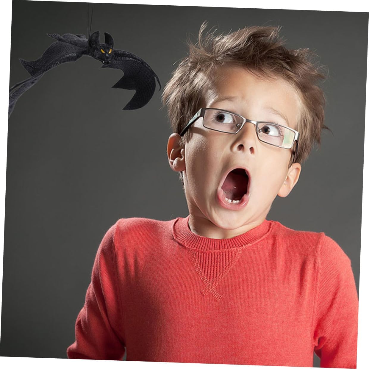 Mipcase 3pcs Halloween Hanging Bat Pendants Simulation Bat Ornaments Prank Props for Indoor Outdoor Party Decorations