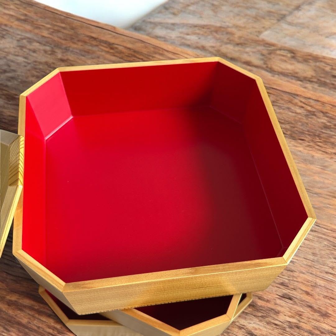 Amazon.co.jp: 秋田杉 重箱 隅切三段重箱 : おもちゃ