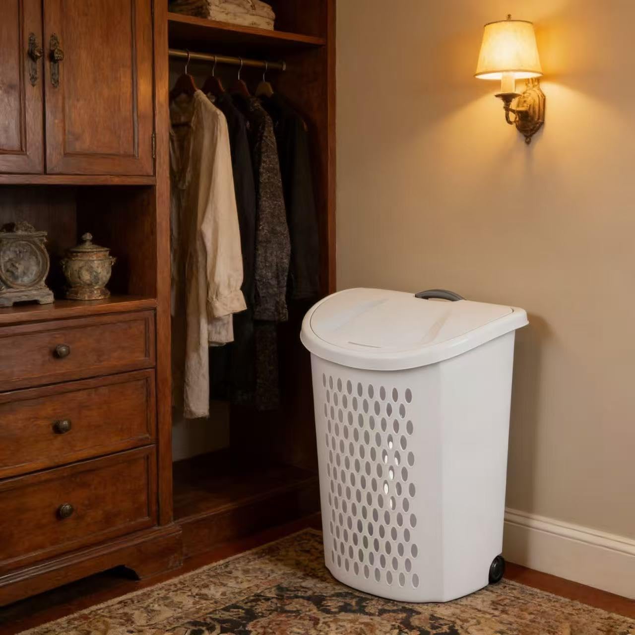 Wheeled Hamper Adult, White