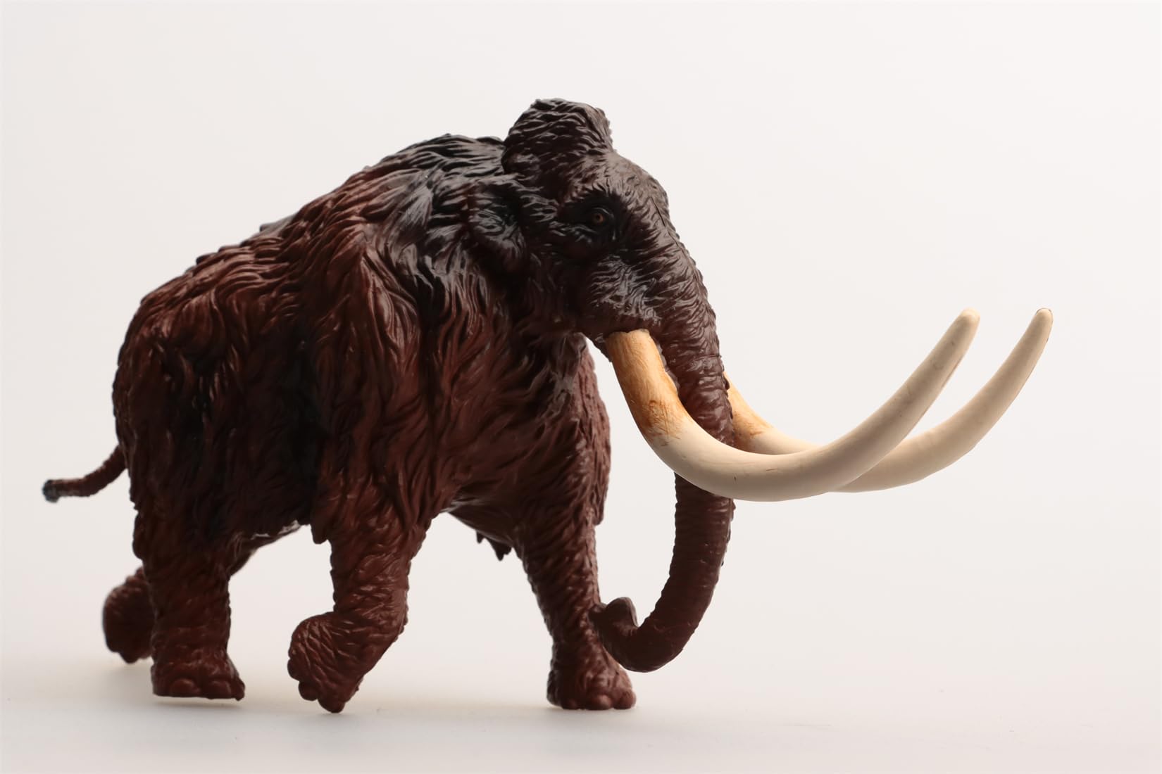 Mammouth AMITD : Statuette Mammonteus Primigenius pour une Décoration de Salon Unique