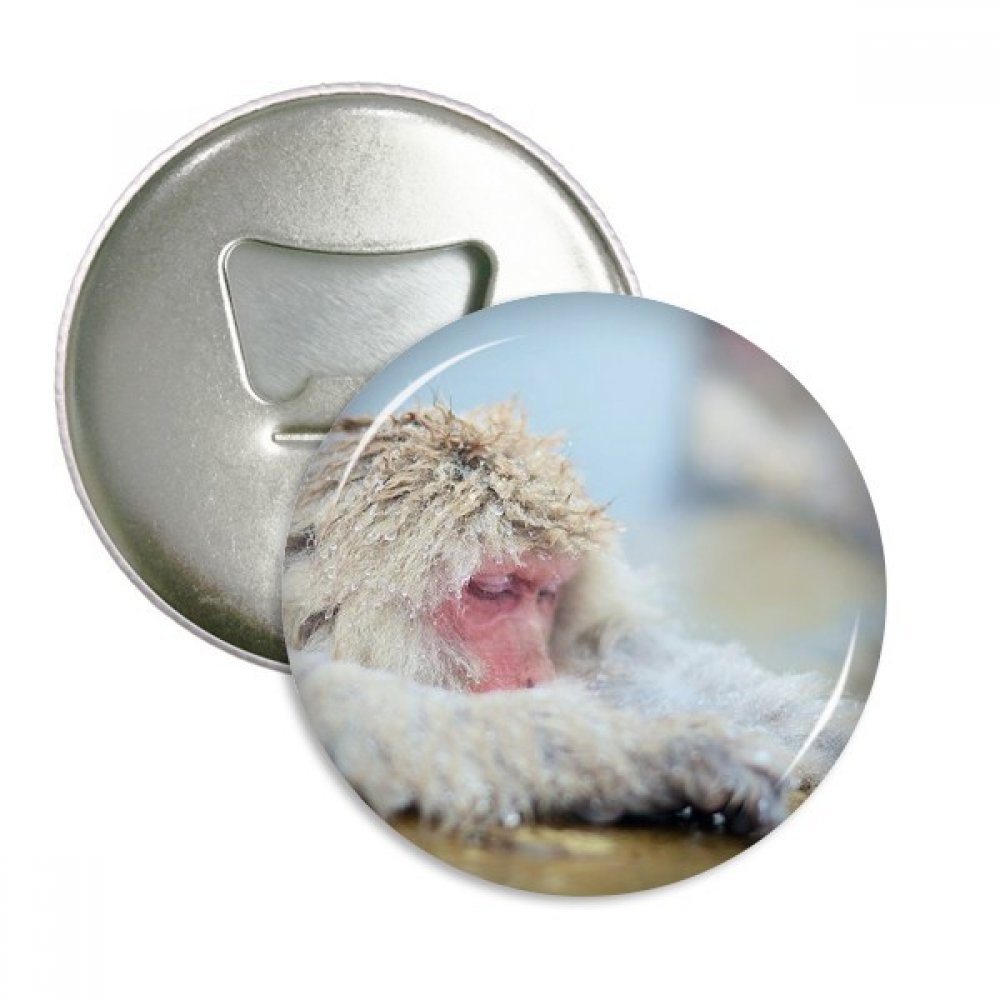 Décapsuleur singe aimanté et badge rond pour animer vos apéritifs et décorer le frigo de cuisine