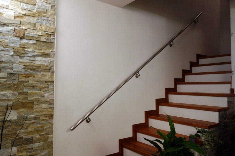 CORRIMANO IN ACCIAIO INOX AISI 304 Ø33.7MM BASIC COMPLETO DI ACCESSORI - 2750 mm.