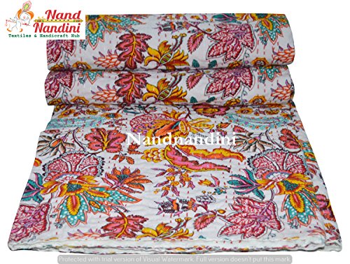 NANDNANDINI TEXTILE Regalo de Navidad Indio Hecho a Mano Ropa de Cama de Bohemia Kantha cubrecama King Size Colcha, Cama, sofá, Tiro Manta AC Manta Alfombra de Algodón Reversible Kantha Edredón