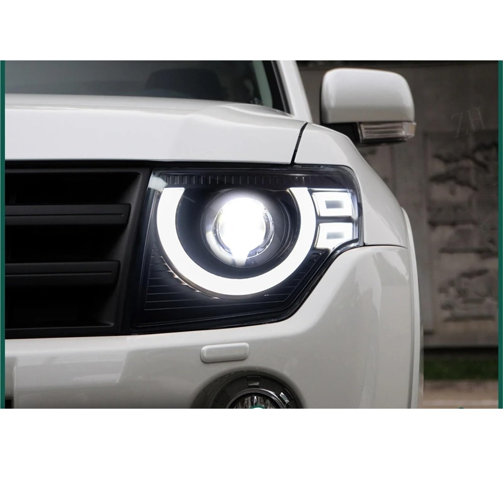 Przedni blok optyczny do Pajero V97 2006-2021, V93, Montero V87, V9 : 5 reflektorów, światła do jazdy dziennej (DRL), dwukolorowe żarówki 12 V.