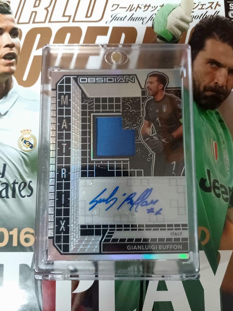Amazon.co.jp: ナンバーPANINI ブッフォン直筆サイン入りカード : おもちゃ