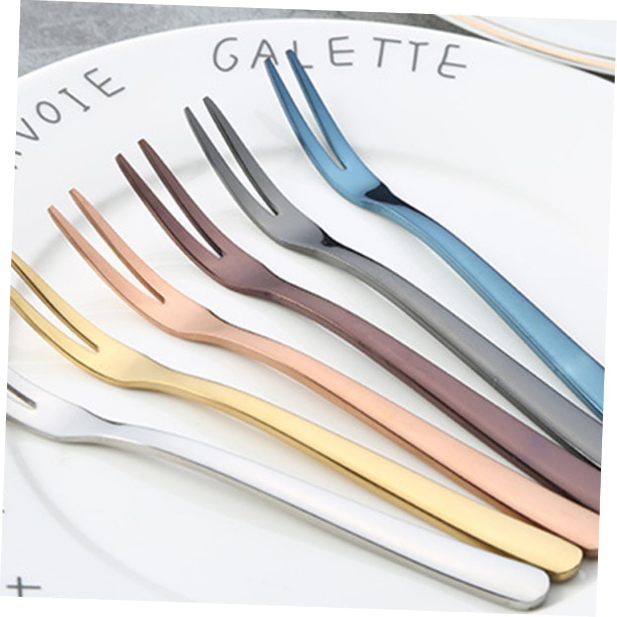PRETYZOOM 18pcs Stainless Steel Fruit Forks Dessert Forks Stylish Cake Appetizer Picks for Parties Cafes and Fine Dining Fashionable Tableware Upgrade
