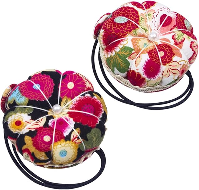 WIFUN 2 Pieces Needle Pin Cushion, Pumpkin Sewing Pin Cushion Wrist Strap Wearable Needle Pincushions for Sewing Accessories or DIY Crafts