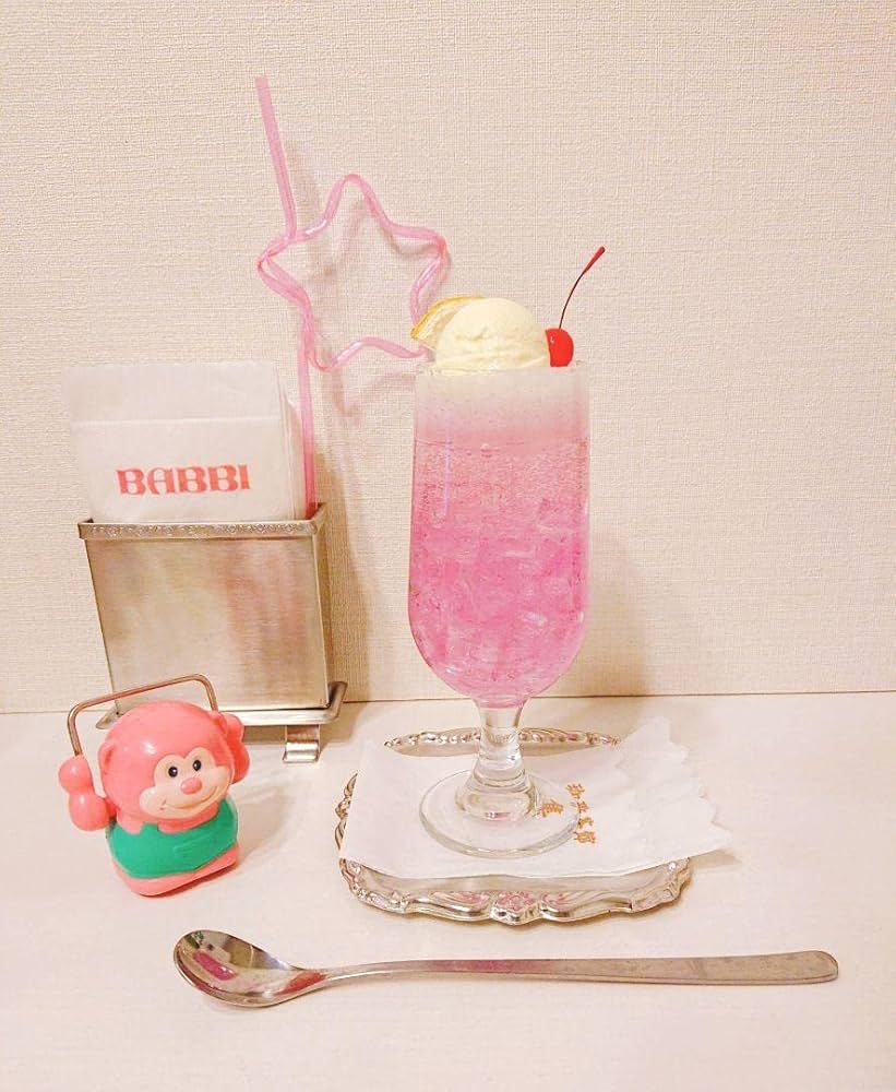 昭和レトロ 純喫茶の大きいクリームソーダパフェ 食品サンプルフェイクスイーツ 昭和レトロ 純喫茶の大きいクリームソーダパフェ 食品サンプル