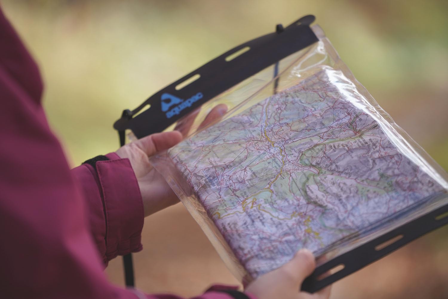 Aquapac Small Wasserdicht Kartenhülle für den Außenbereich Wandern Kajakfahren Camping Größe 19.5x30cm