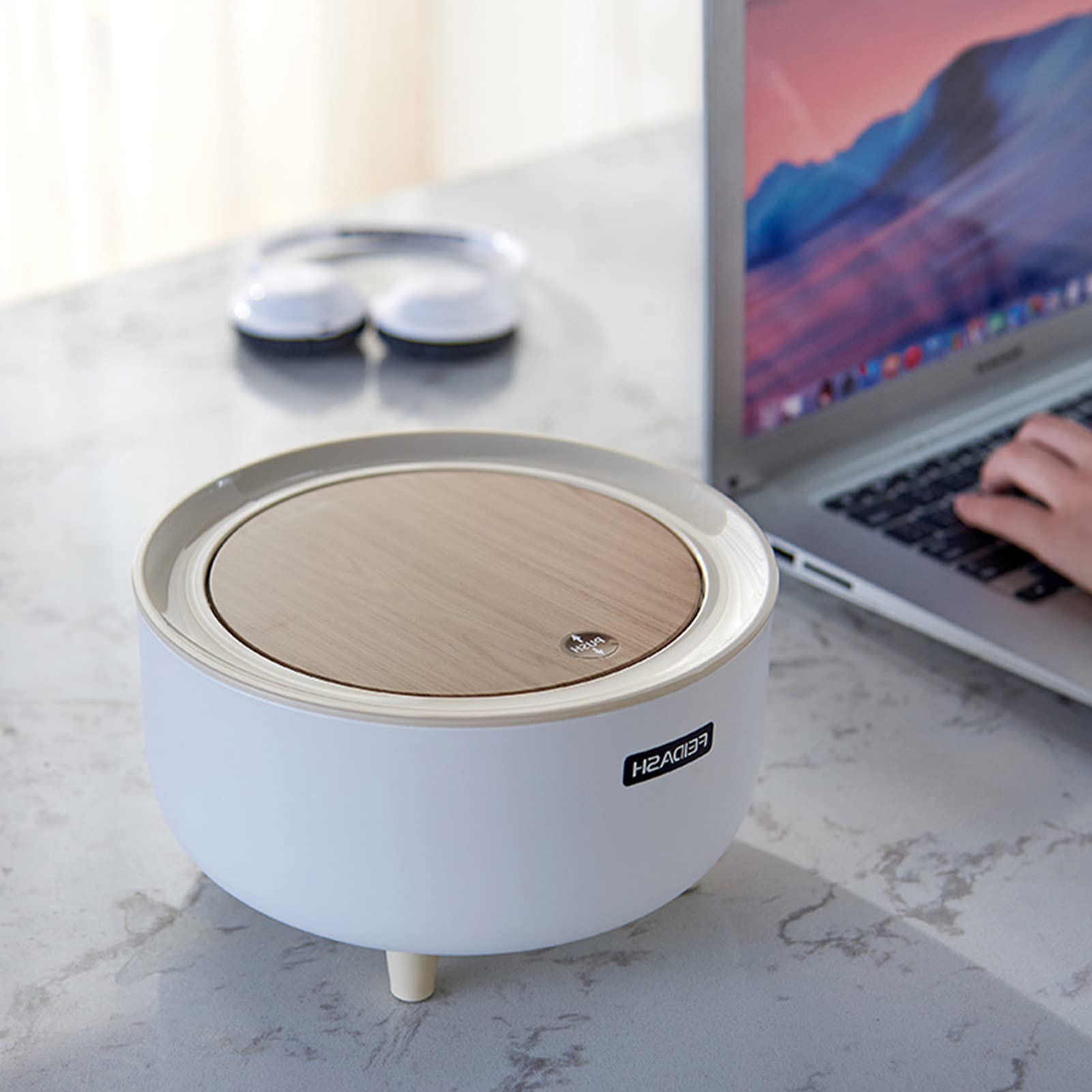 Tuzsocr Press-Type Desktop Trash Can,Tiny Trash Can with Lid for Desk,Mini Bedroom Bin,Wood Grain Countertop Waste Basket,Removable,Plastic Trash Can for Car,Outdoor,Kitchen,Office,Bathroom (Style 1)