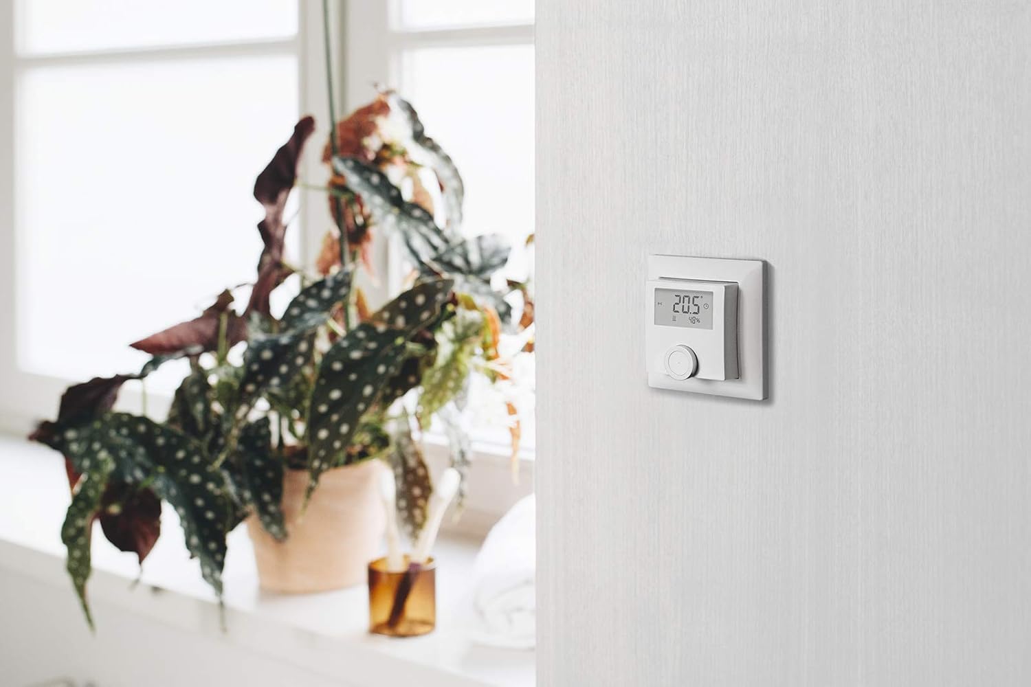 Bosch Smart Home 8750001415 Ambient Thermostat - Image 5