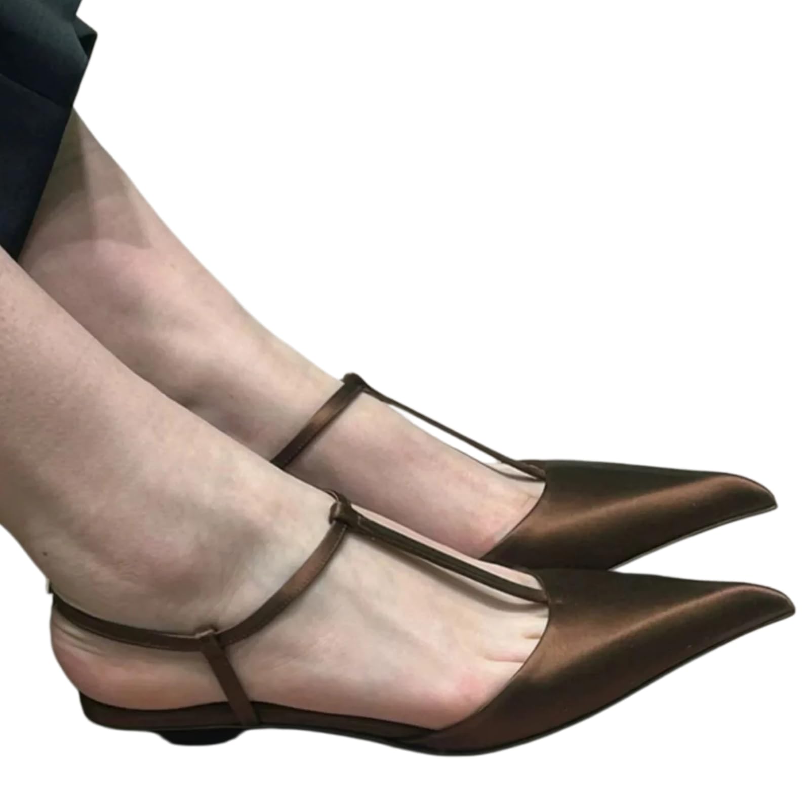 Talons à orteil pointé en satin pour soirées et looks de bureau