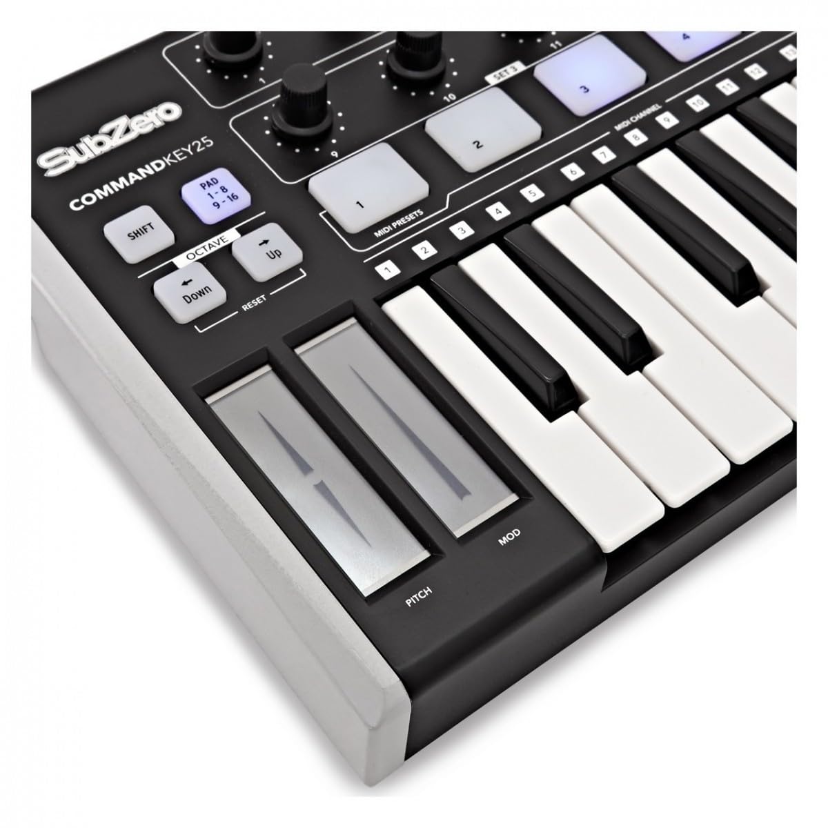 Teclado controlador MIDI de 25 teclas SubZero CommandKey25 | 25 Teclas Finas Sensibles a la Velocidad, Pads Perillas y Bandas Táctiles Asignables, Chasis Compacto 37cm