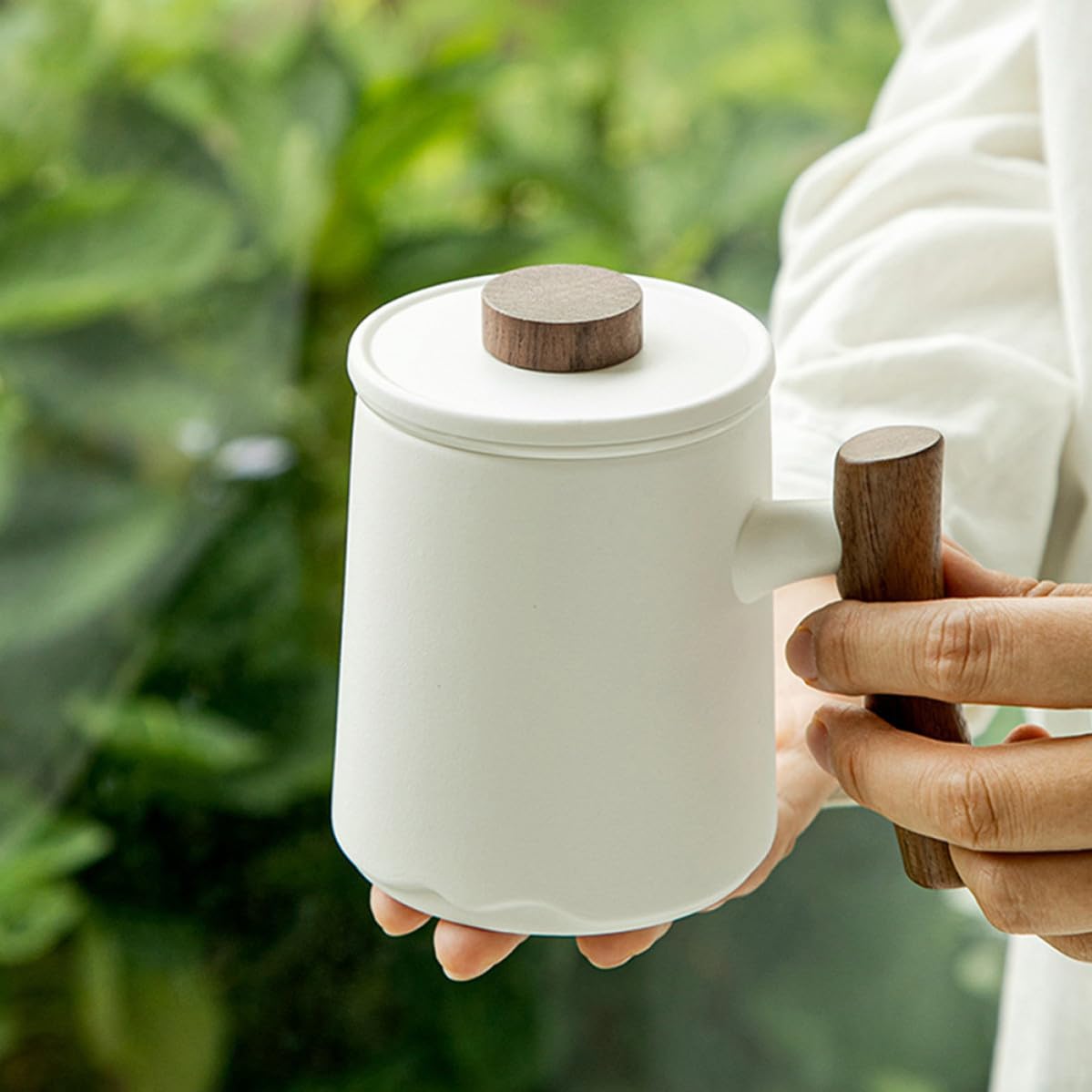 SOLUSTRE Taza de Cerámica Diseño Elegante y Minimalista y Mango de Madera de 360ml con Filtro para Infusiones para Diversas Ocasiones