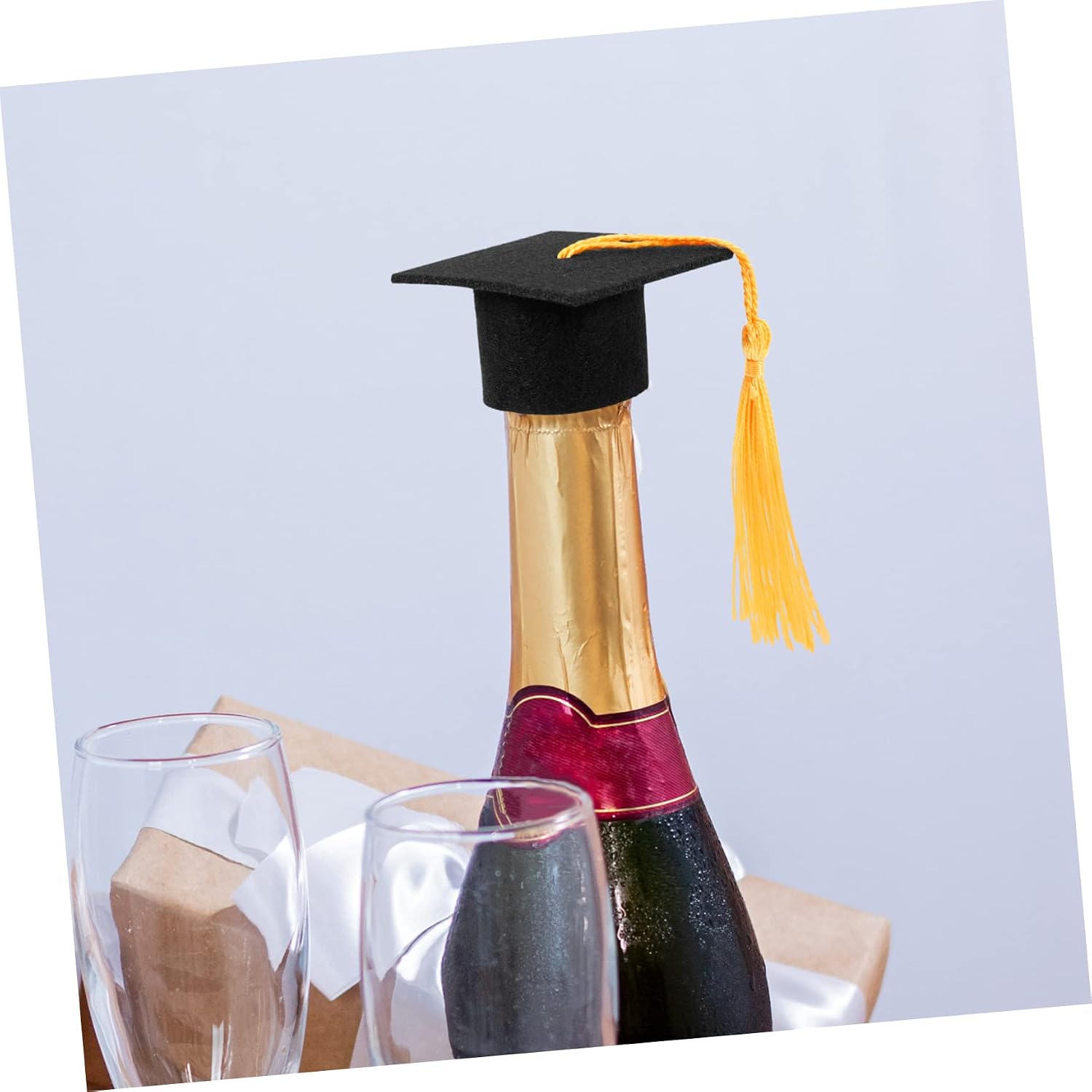 Ciieeo 16sets Mini Graduation Cap Bottle of Decorative Wine Bottle Gowns Unique Hat Decorations for Celebrations