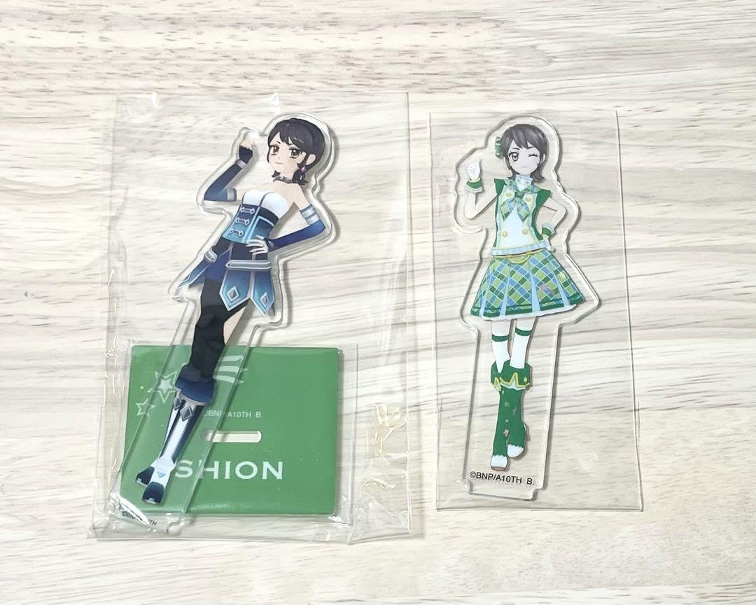 Amazon.co.jp: アイカツ アクリルスタンド 神谷しおん 2点