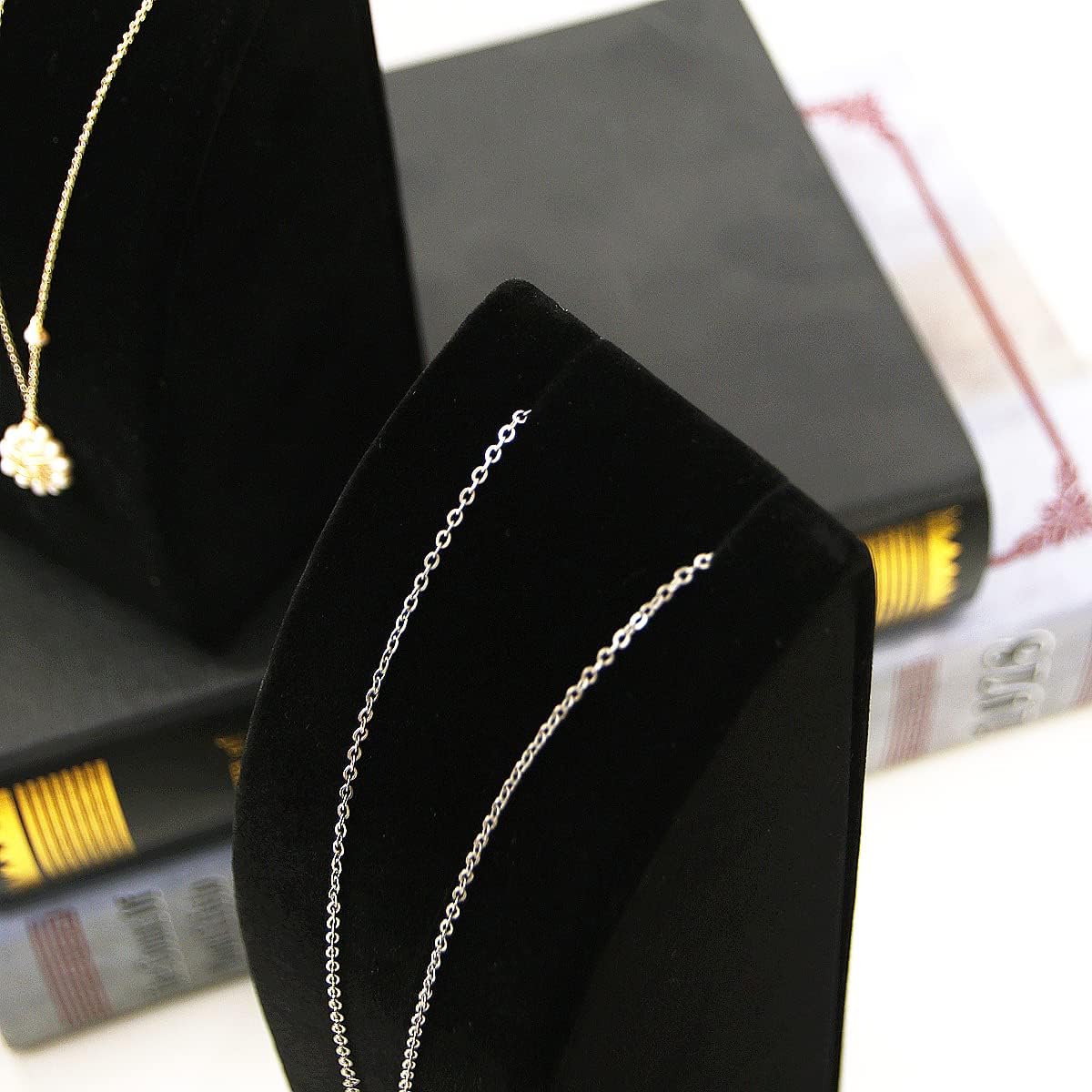 3Pcs/Set Velvet Necklace Holder Stand, Pendant Chain Jewelry Display Rack for Show Selling, Bust Jewelry Organizer Display for Home or Store Show (Black)