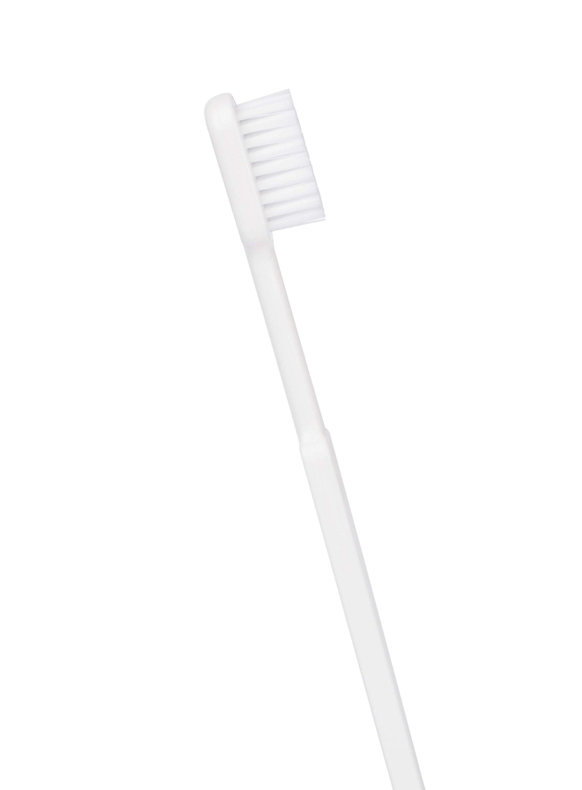 Organic Toothbrush Soft Version White