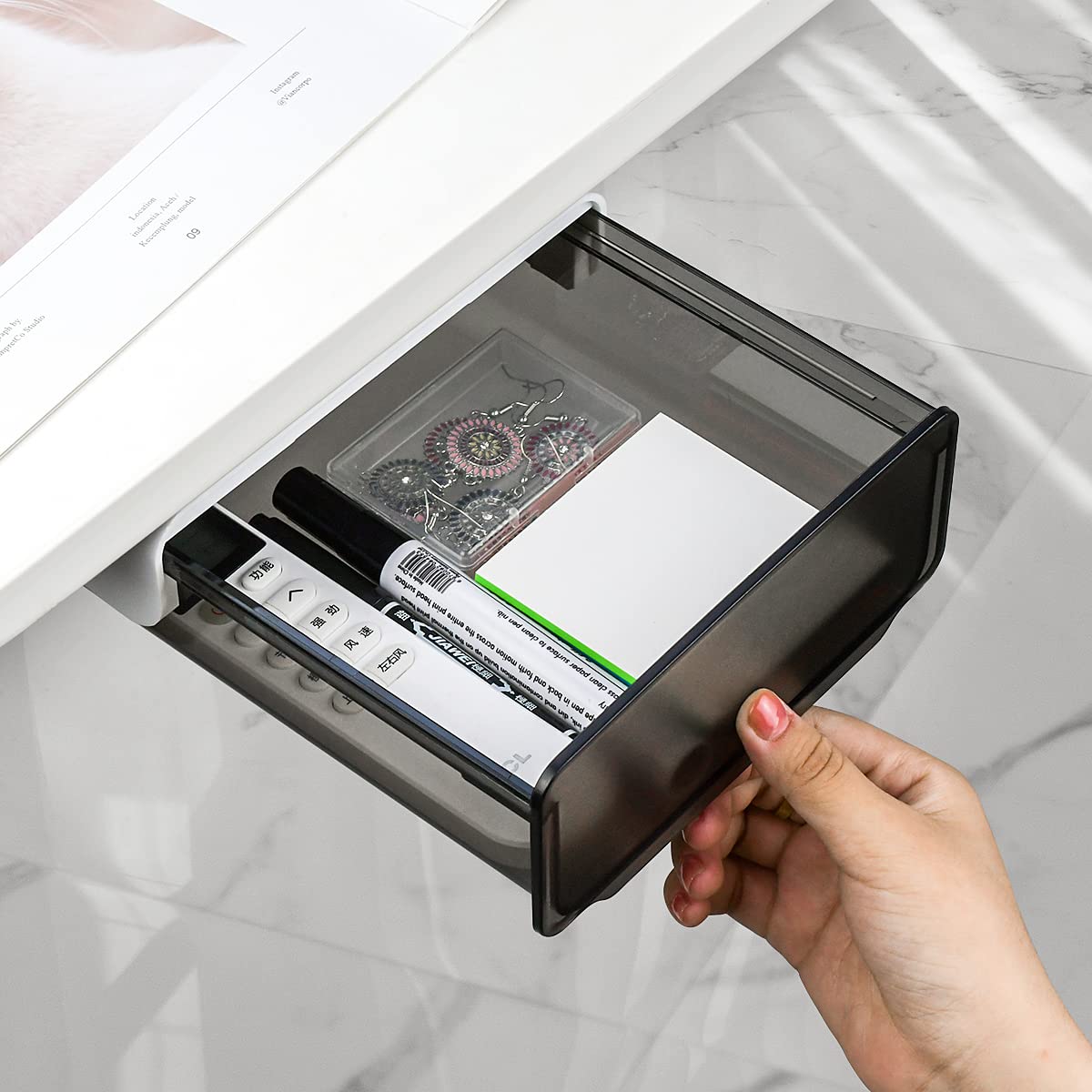 Jwthee Under Desk Drawer, Large Self Adhesive Under Desk Organiser Under Table Hidden Organizer Slide Out Under Desk Storage Drawer For Office School (Black/S