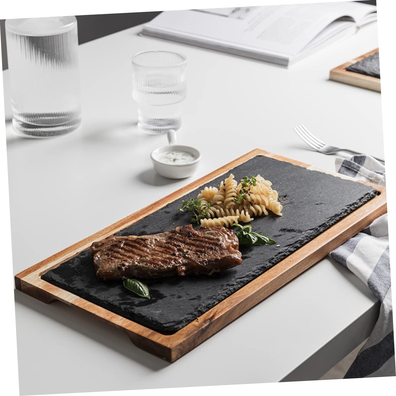 Mikinona Plateau Robuste Cuisine Japonaise en Bois Massif Noir Ardoise Naturelle Plateau Repas et Rangement Pratique pour Apéritifs et Snacks