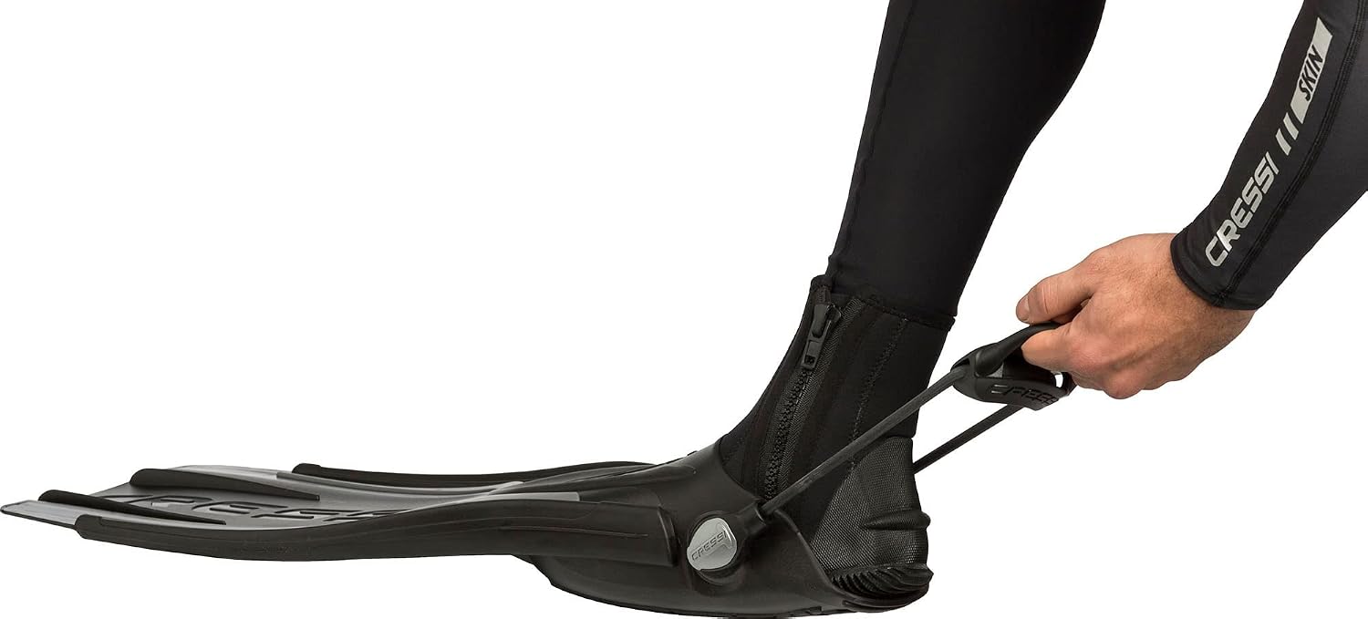 Cressi Adult Open Heel Fins with Elastic Bungee Strap for Scuba Diving - Strength, Power, Comfort, Aesthetics, Lightness - Thor EBS: Made in Italy