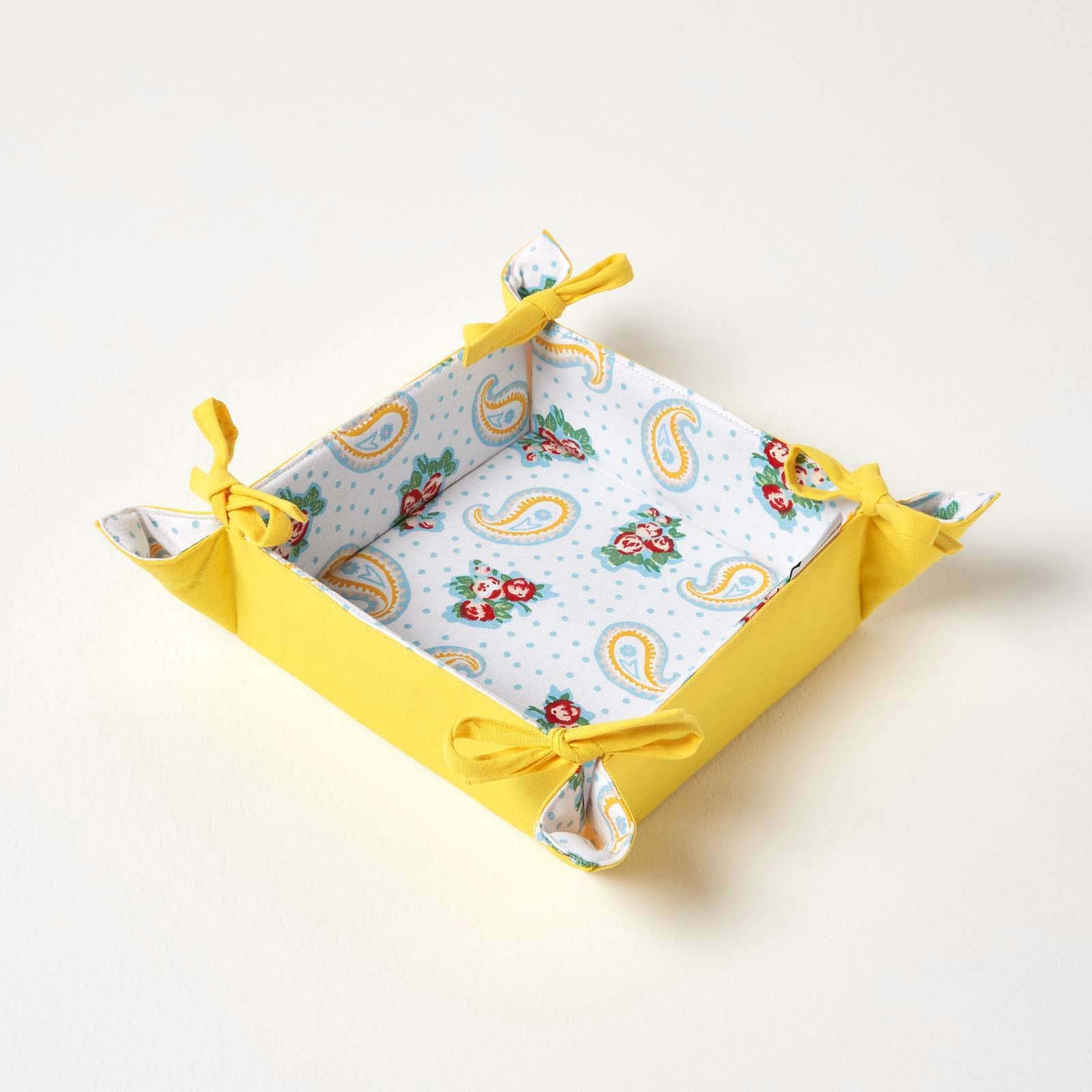 HOMESCAPES Reversible Bread Basket Double Design Fabric Paisley & Dots Foldable Basket for Buns Eggs Baked Goods 100% Cotton Cover