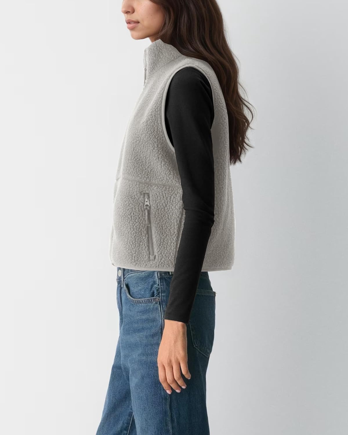 Gacaky Womens Sleeveless Cropped Fleece Vest Warm Sherpa Casual Zip Vest Fall Winter Lightweight Cozy Outerwear with Pockets - Image 3